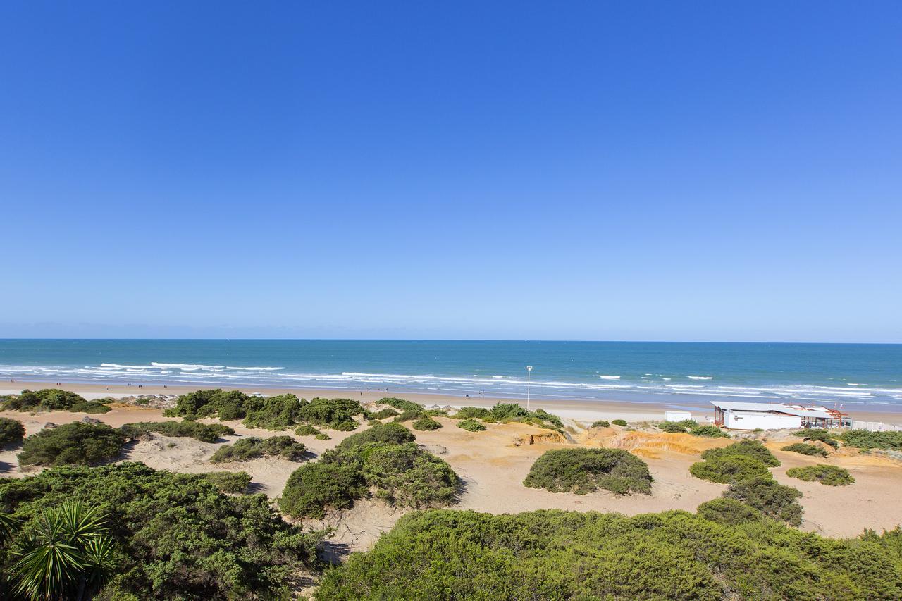 Hipotels Playa La Barrosa - Adults Only Chiclana de la Frontera Exterior photo